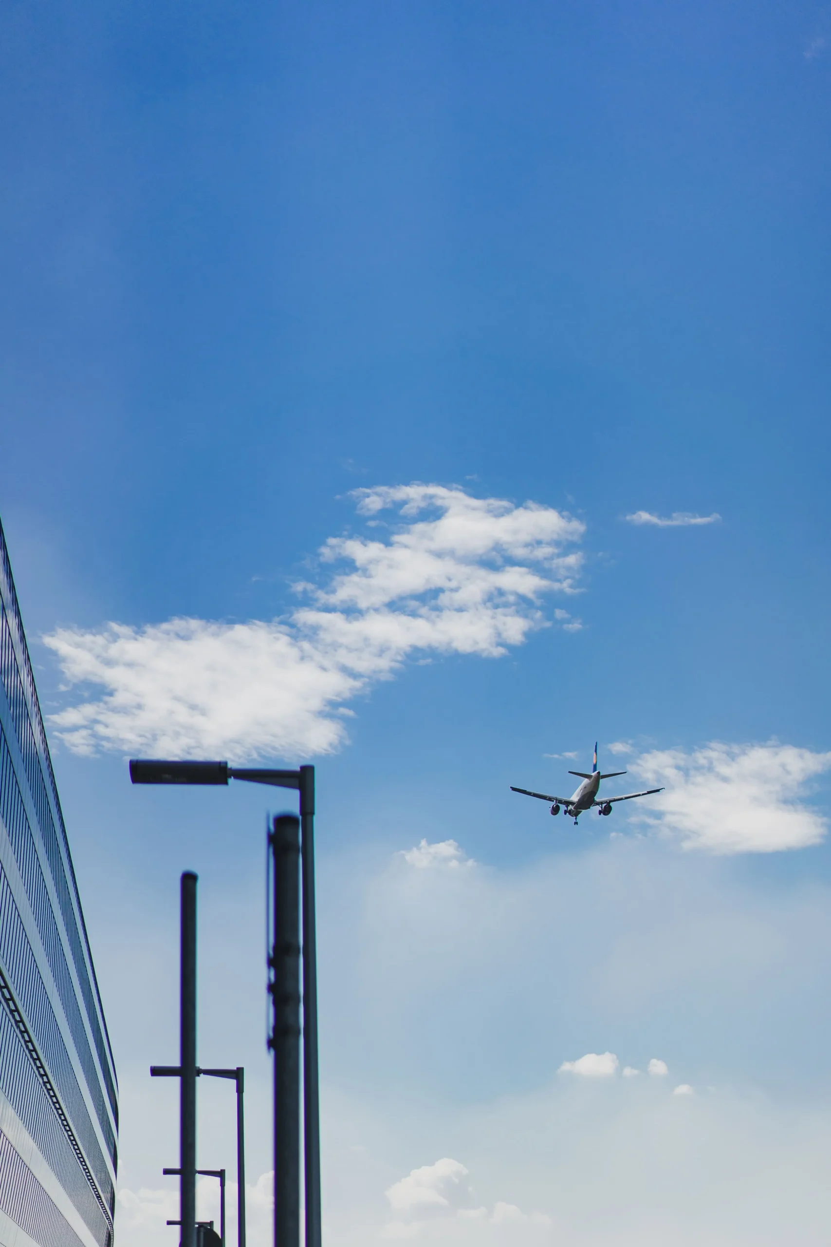 plane-is-flying-blue-sky-_1_